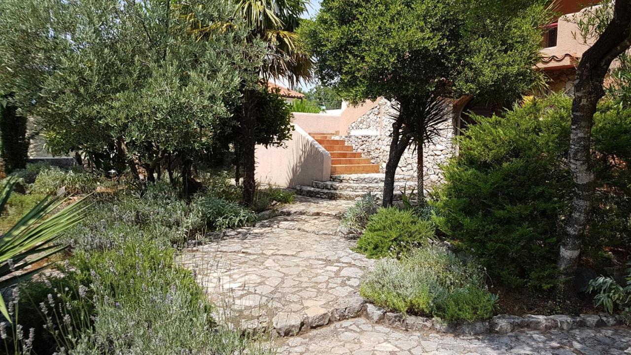 Apartments Villa Temer Pinezići Exterior foto