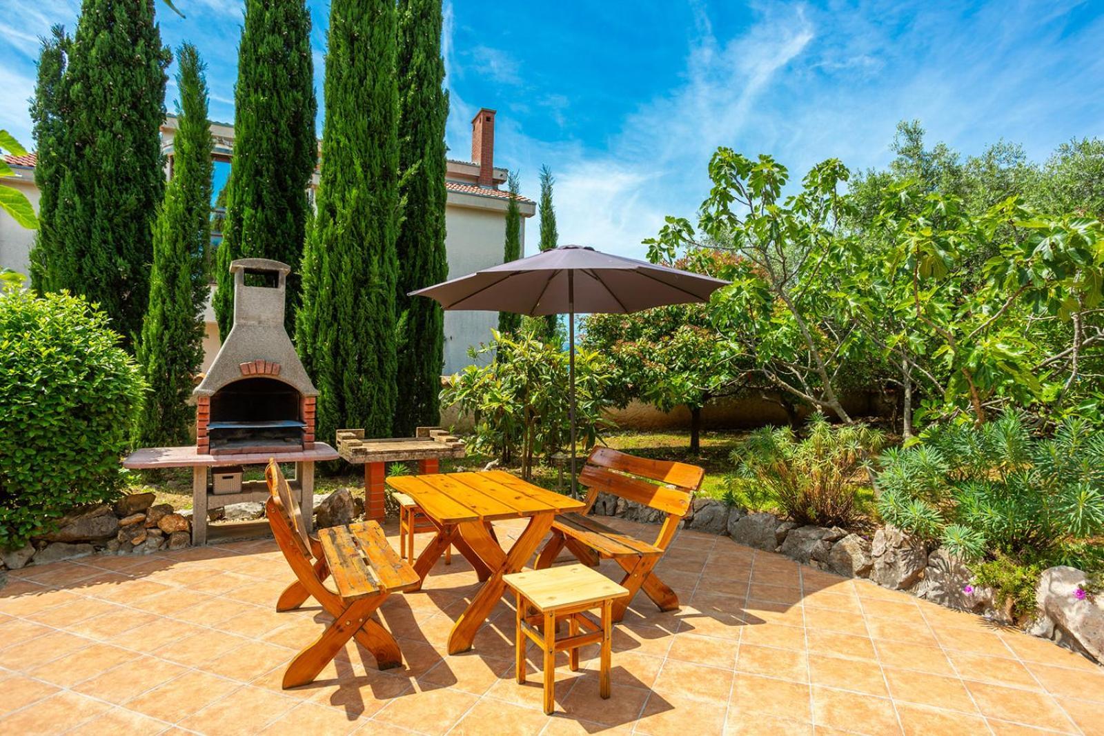 Apartments Villa Temer Pinezići Exterior foto